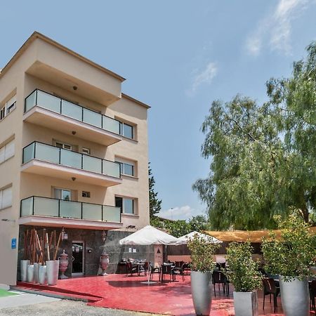 Hotel H Ґранульєс Екстер'єр фото