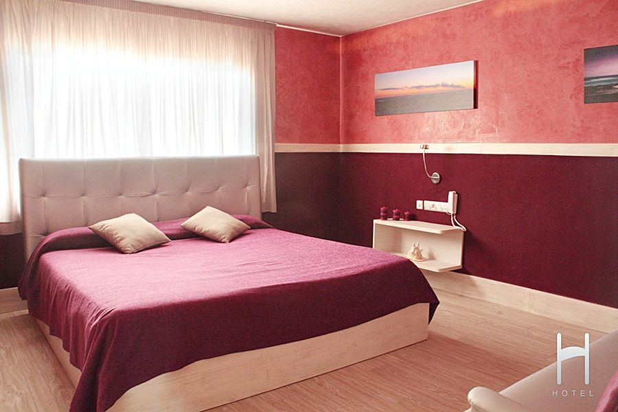 Hotel H Ґранульєс Екстер'єр фото